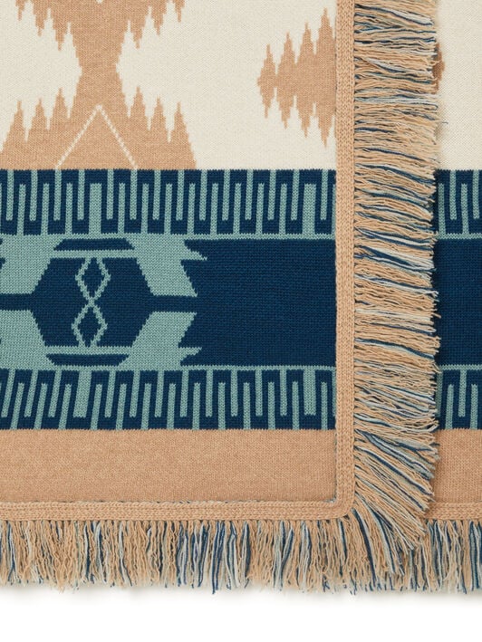 Alanui Icon Jacquard Coat Chalk-Sand LWHQ003R26KNI001