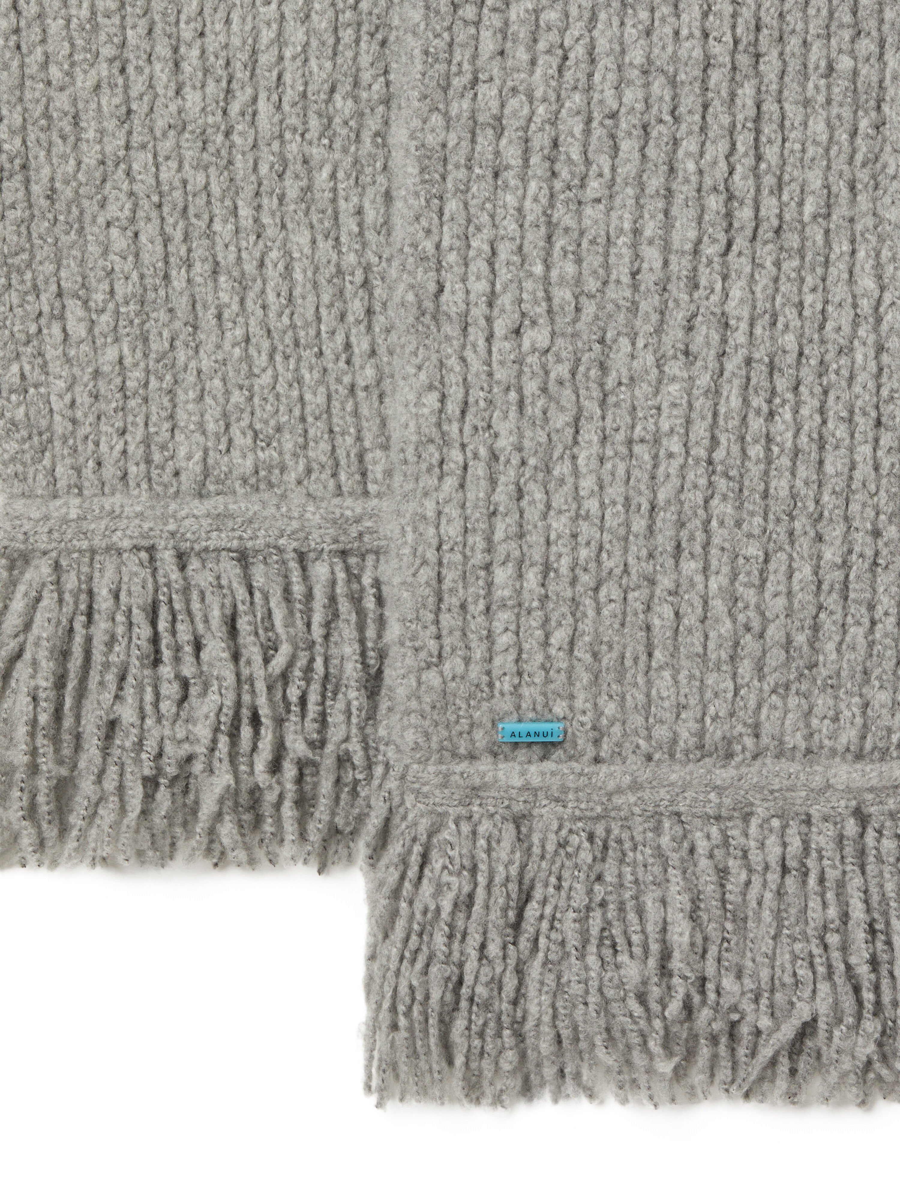 Alanui Alanui Finest Scarf Coco Grey LWMA009E25KNI001
