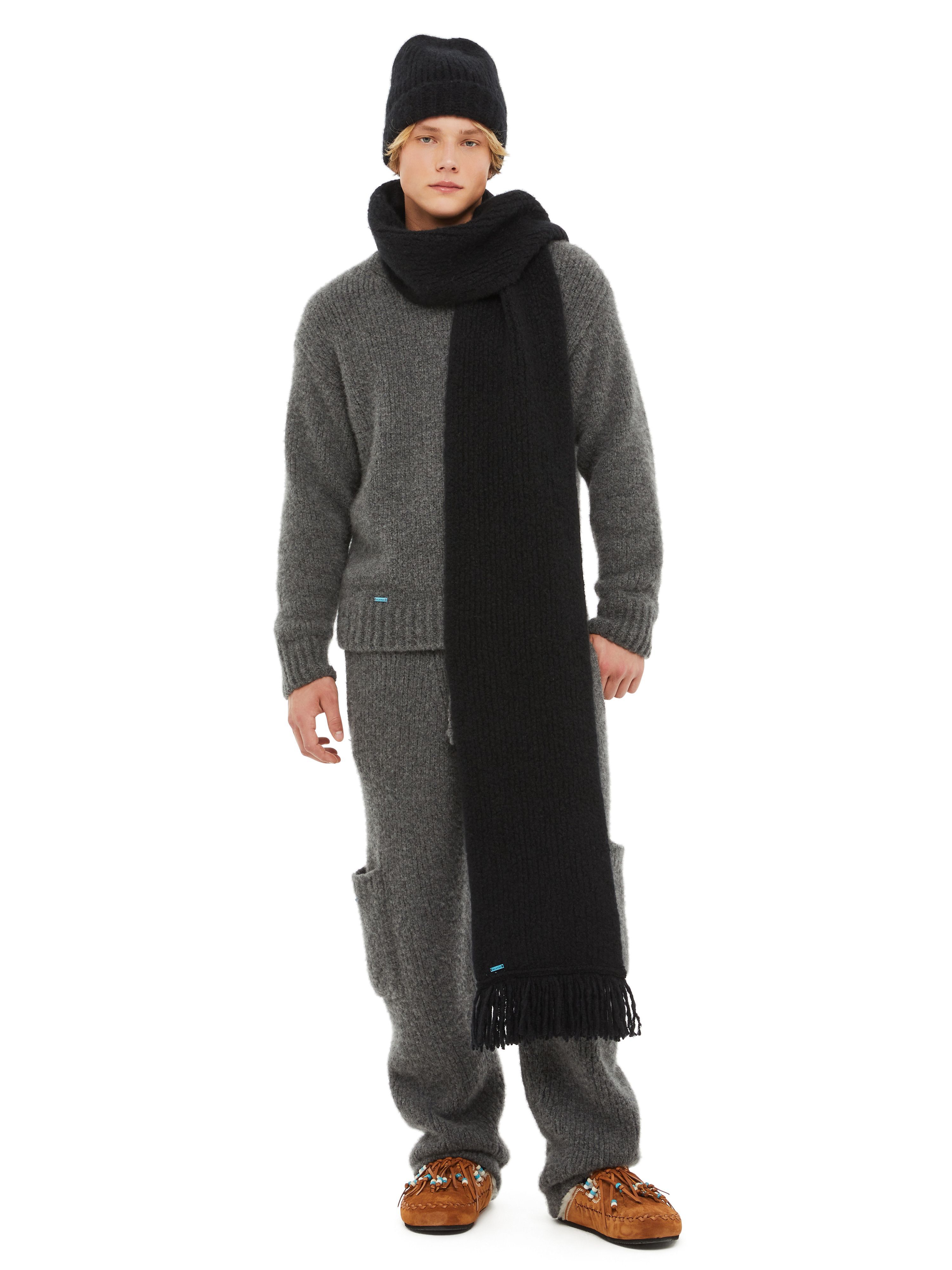 Alanui "A"Finest Scarf Black LMMA005F23KNI001