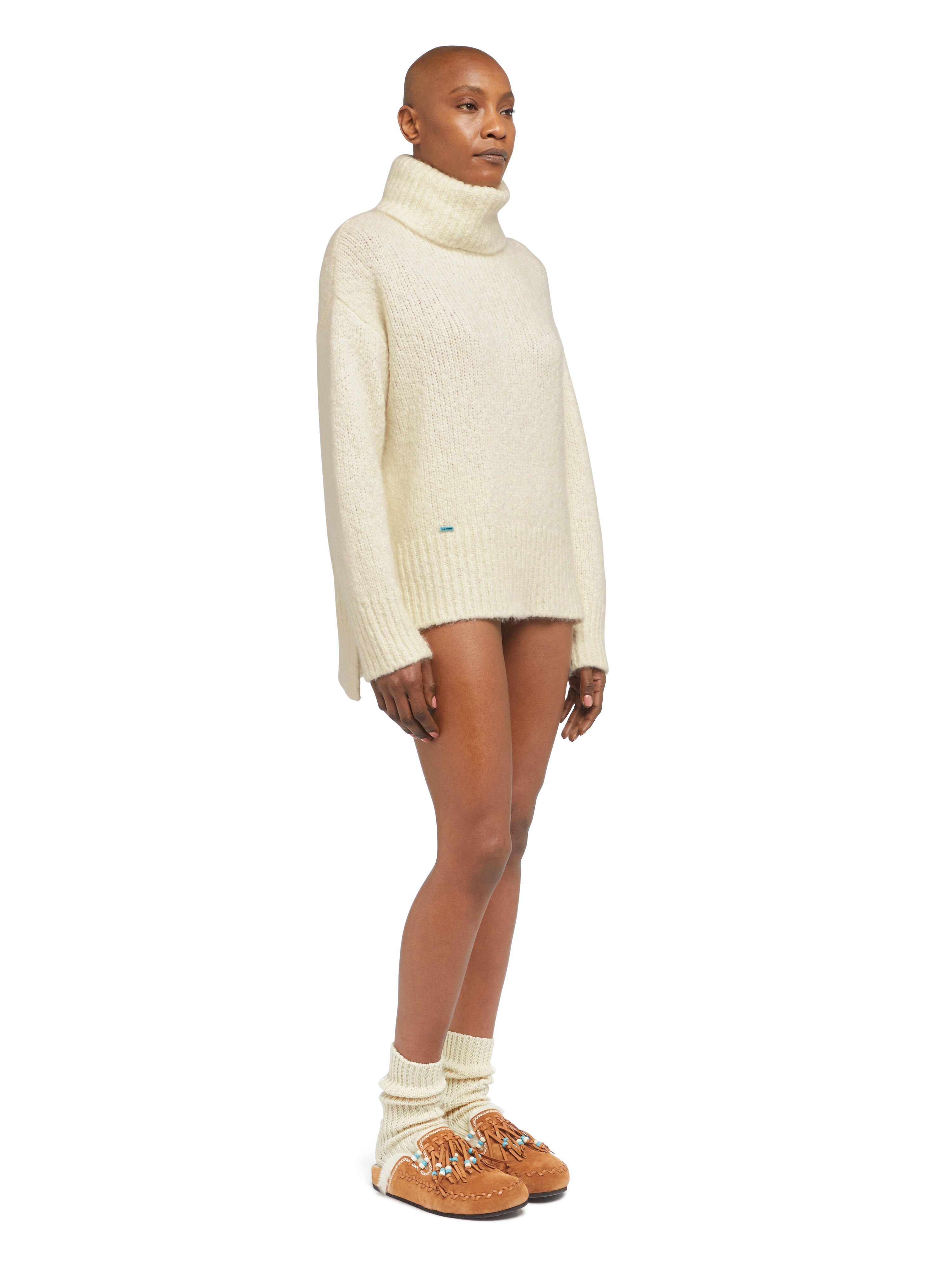 Alanui Alanui Finest Turtleneck White LWHF008E25KNI001