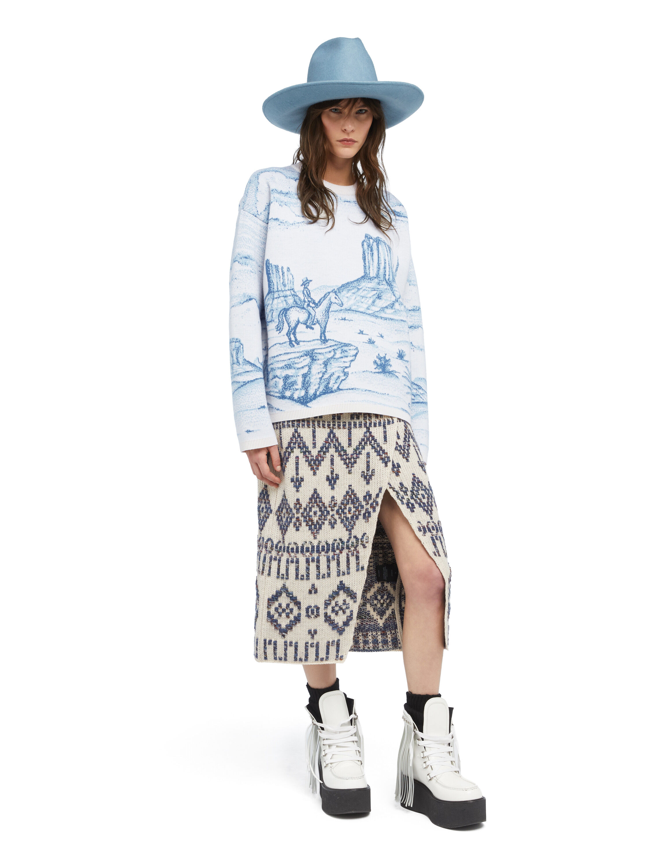 Alanui Silent Rider Sweater Chalk-Bluebell LWHE068E25KNI002