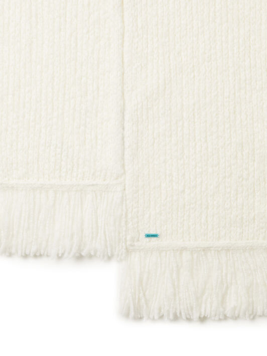 Alanui Alanui Finest Scarf White LWMA009E25KNI001 Alanui Alanui Finest Scarf White LWMA009E25KNI001